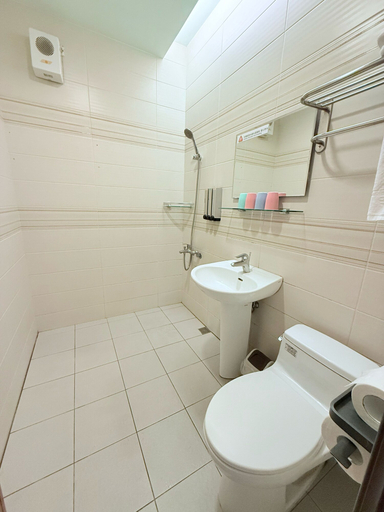 Bathroom 4, Lunatis Bay Hotel, Pingtung