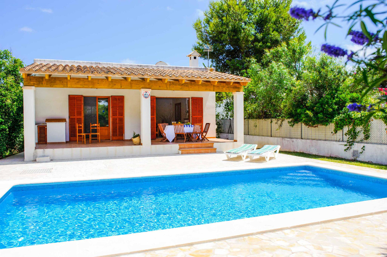 Others 2, Villa Punta des Port Catorce, Baleares