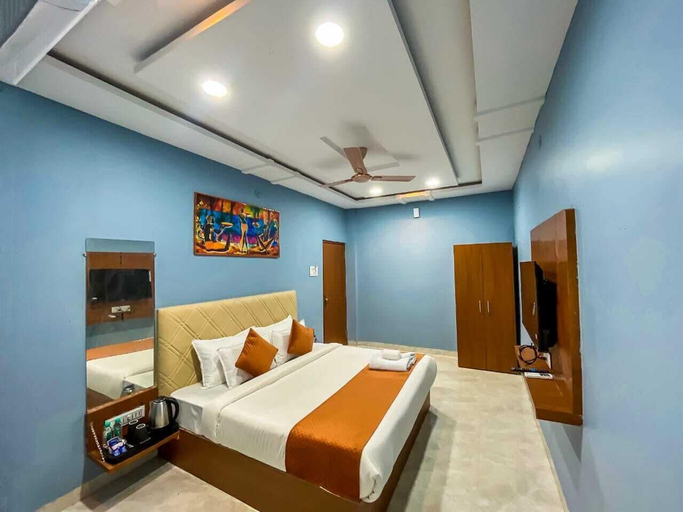 Room 5, Hotel Prime Access Inn, Indore