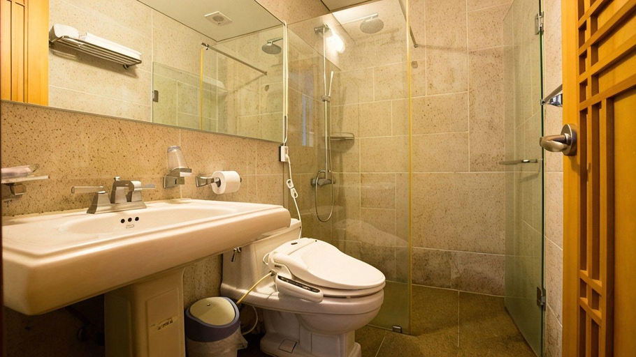 Bathroom 3, SEASPOVILL RESORT, Samcheok