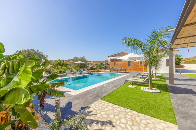 Others 3, Villa Anastasia Maria