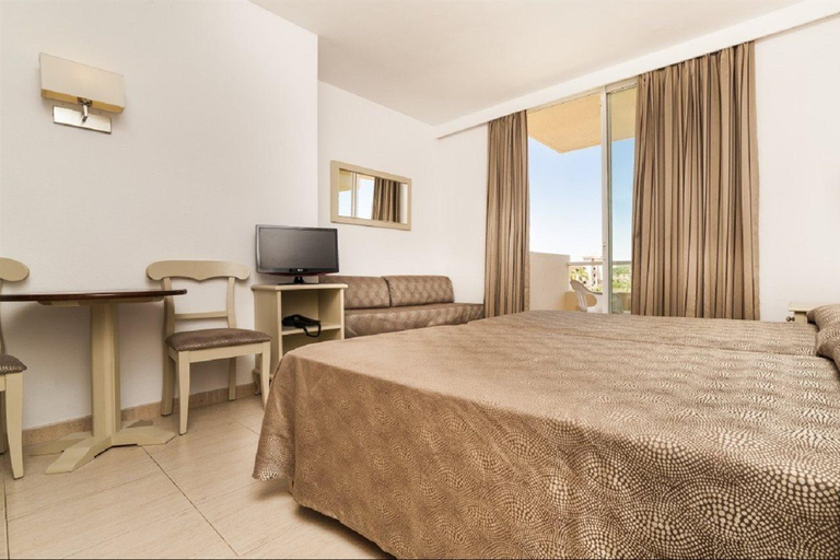 Bedroom 3, Bakour Garbí Cala Millor, Baleares