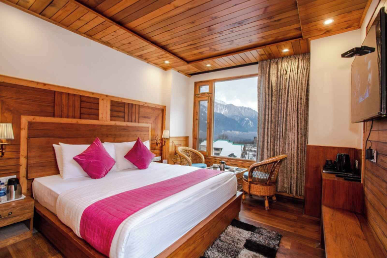 Room 5, Snow Creek By JNS Hotels CentrallyHeated, Kullu