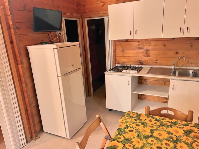 Room 2, Chalet Viola, Foggia