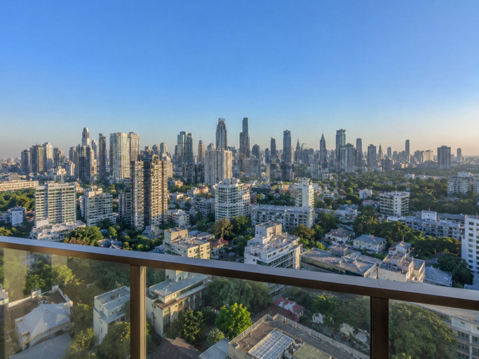 Property grounds 5, Carvelia Suites, Toronto