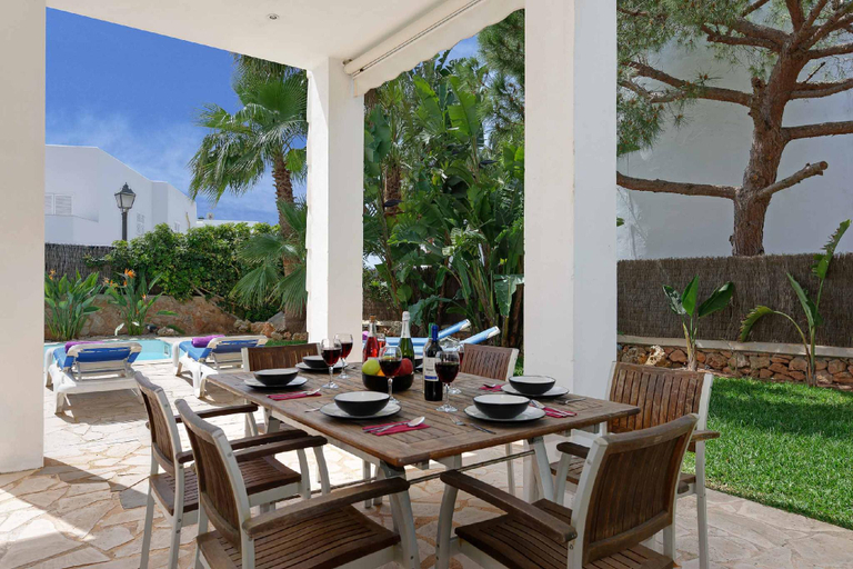 Others 2, Villa Miguel Angel, Baleares