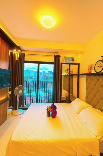 Room 4, Lot8 Condo 1bedroom with balcony, Cebu City