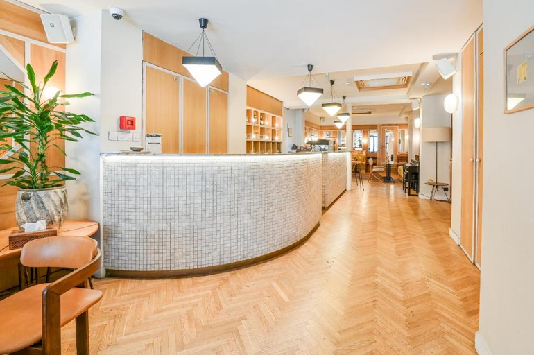 Public Area 3, Hôtel Habituel, Paris