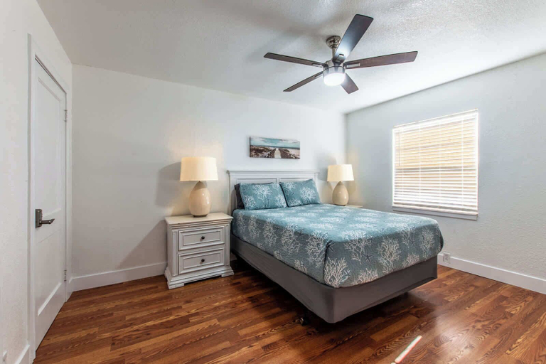 Room 3, Texas Tranquility Retreat, Nueces