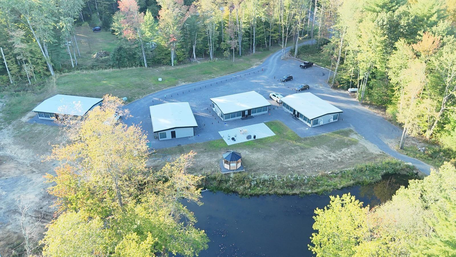 Others 5, Golden Pond Cabins, Oswego