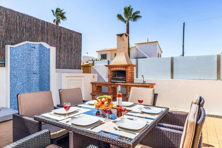 Others, Villa Astro, Albufeira