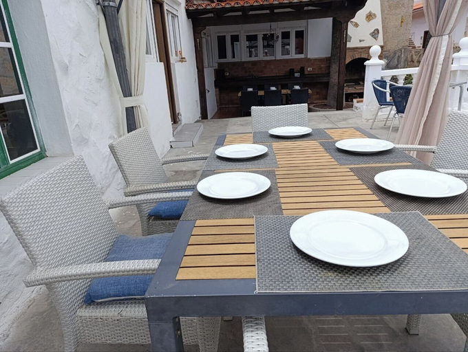 Outdoor dining 3, Zakshouse, Santa Cruz de Tenerife