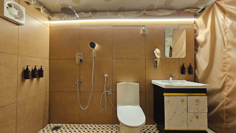 Bathroom 2, MAYURA RESORT, Sikar