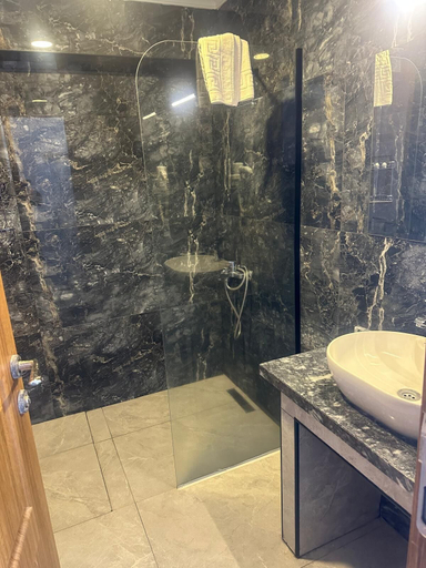 Bathroom 3, Sultans And Kings Hotel, Didim