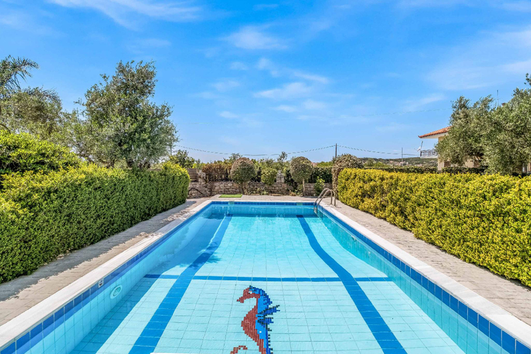 Others 3, Villa Epavlis, Peloponnese