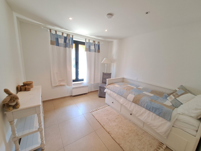 Living room 5, Spacious Family Stay Near the Beach, West-Vlaanderen