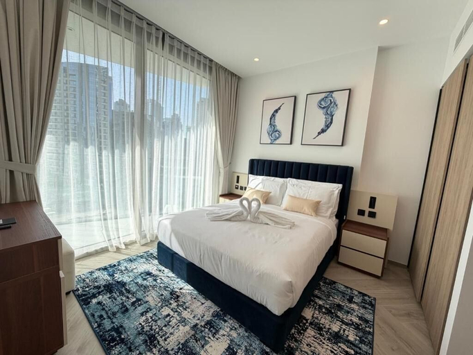 Room 5, Heaven's Dreams Peninsula 3 Business Bay, Dubai