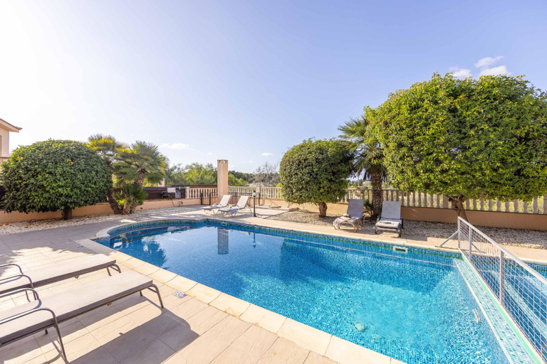 Others 4, Villa Golden Coral