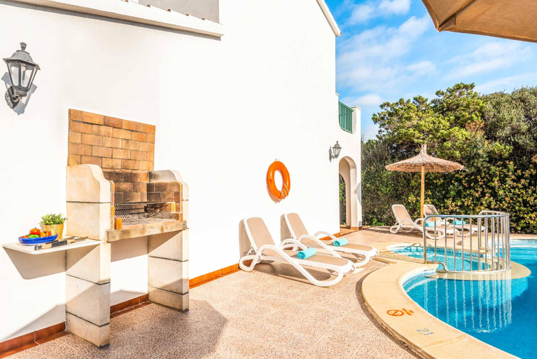 Others 5, Villa Karoline, Baleares