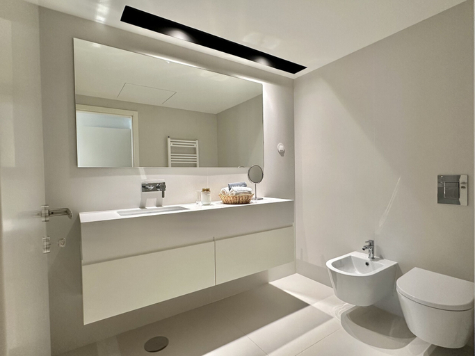 Room 5, Bonjardim Prime 3E in Porto, Porto
