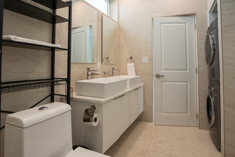 Bathroom 2, Belmont Villas