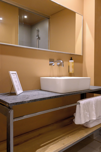 Bathroom 5, Zeus Hotels Neptuno Beach - All Inclusive, Crete