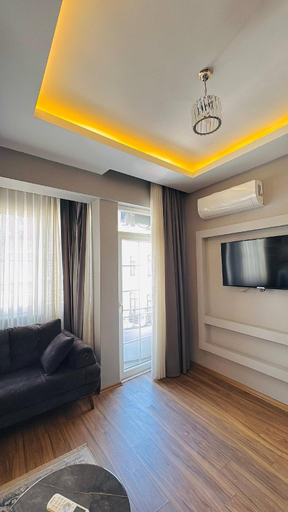 4, Apartment Close to Metro in Taksim, Beyoğlu