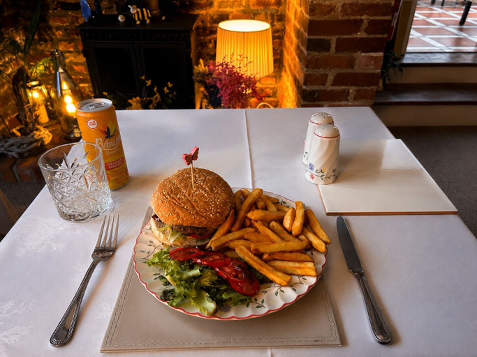 Food & Drinks 5, The Beaumont - B&B, Kent