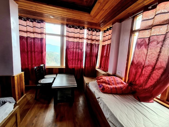 Room 2, Narkanda Heights, Shimla