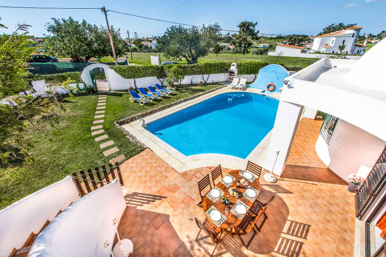 Others 2, Villa Gira, Albufeira