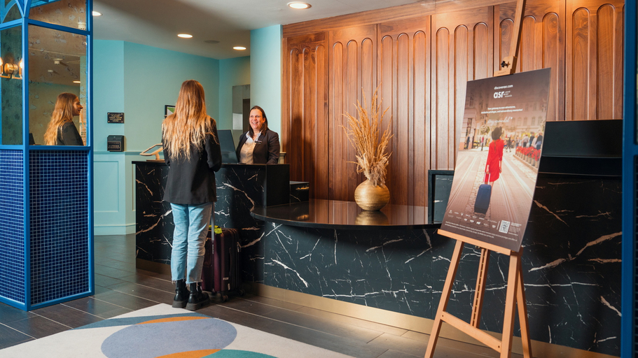 Public Area, Temple Bar Hotel Dublin by The Unlimited Collection, Dublin