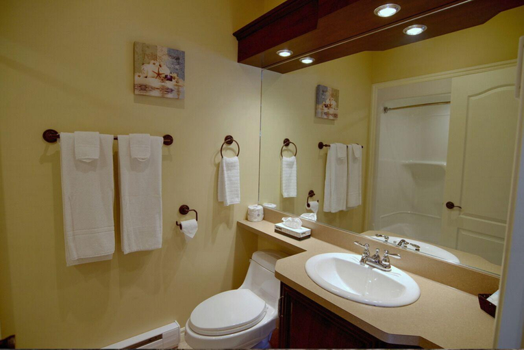 Bathroom 2, Motel du littoral, Rimouski-Neigette