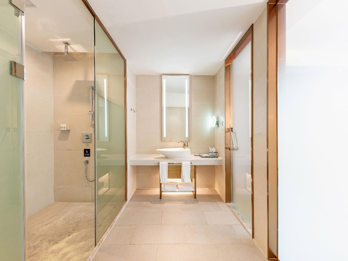 Bathroom 4, Lavande Hotel Shenzhen Bao'an Xin'an Wanda Plaza, Shenzhen