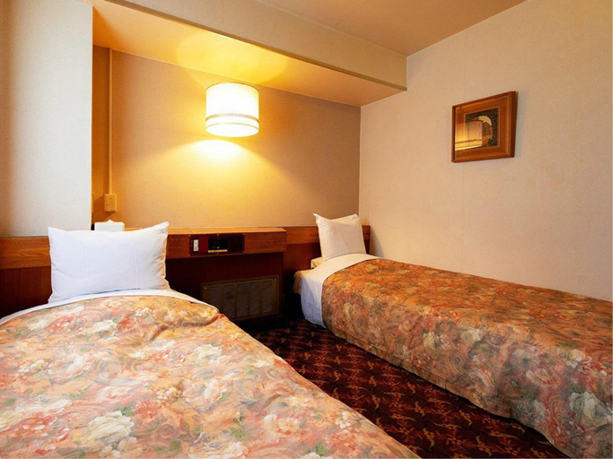 Bedroom 2, Hotel New Green, Nagaoka
