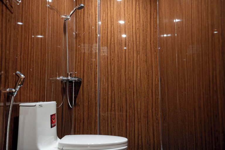 Bathroom 2, A Little Leaf Homestay 2, Bố Trạch