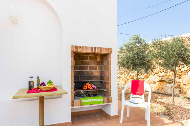 Others 4, Villa Olga, Baleares