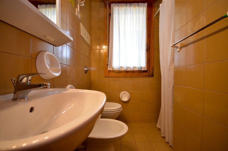 3, Cozy apartment with terrace close to the beach, Venezia