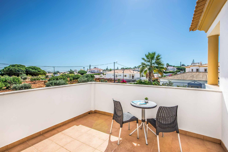 Others 4, Villa Vega, Albufeira