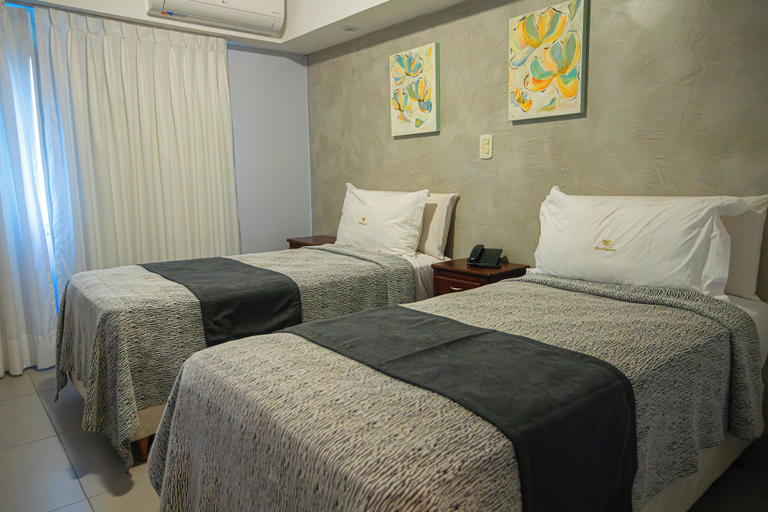 Bedroom 4, Hotel Emperatriz, Rió Hondo