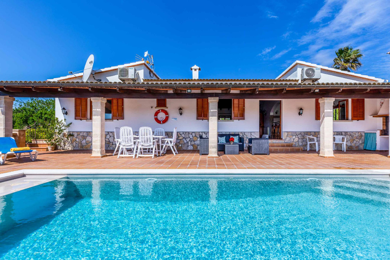 Others 5, Villa Na Sureda, Baleares