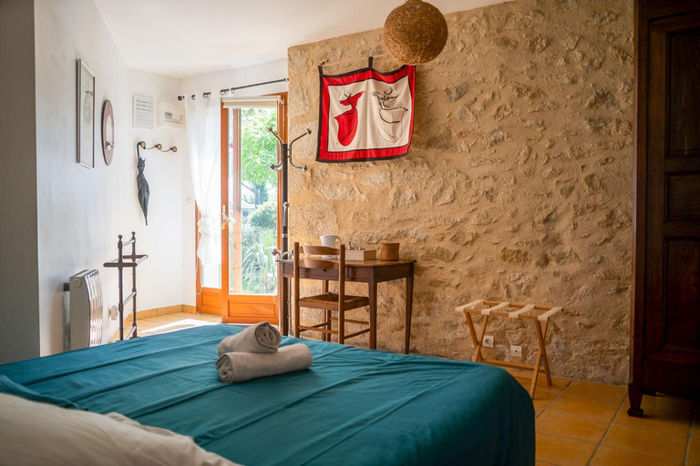 Bedroom 3, Les Vignes Reines, Gironde