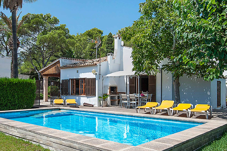Others 5, Villa Provenza, Baleares
