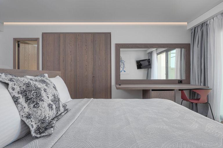 Bedroom 4, Adrina Grand Hotel, Thessaly