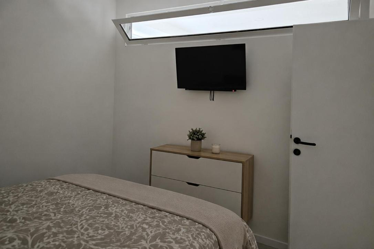 Bedroom 1, Villa Mirakul, Vir