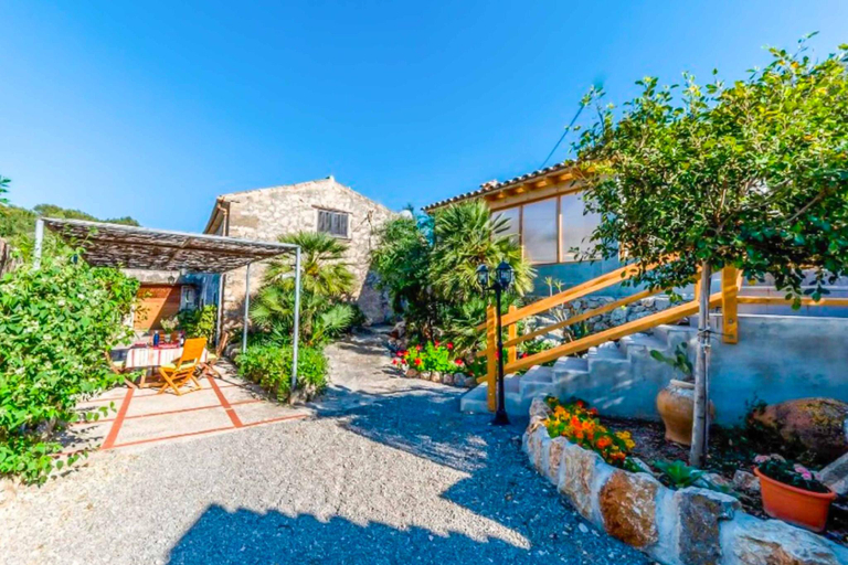 Others 3, Villa Guineu, Baleares