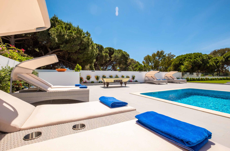 Others 4, Villa Sequeira, Albufeira