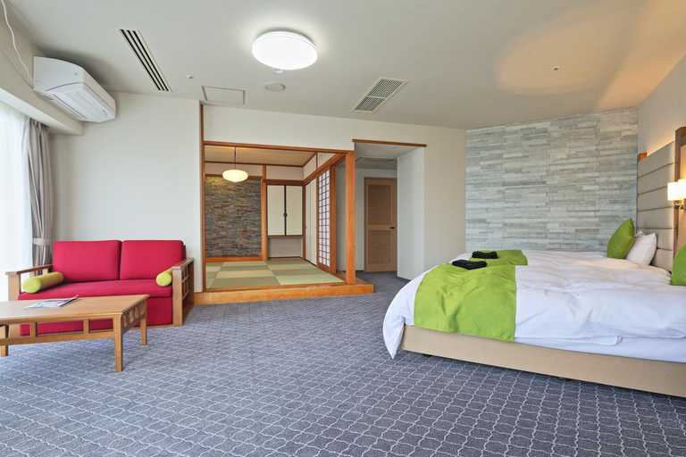 Bedroom 2, Satsuma Resort Hotel, Satsuma