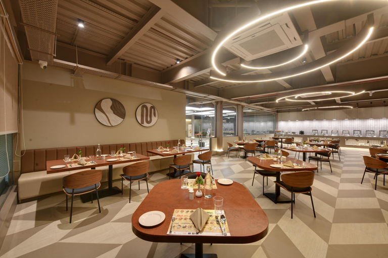 Restaurant 5, Click Hotels Lite Chakan, Pune