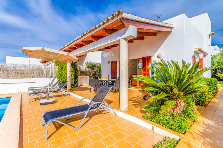 Others 5, Villa Pi Verd, Baleares