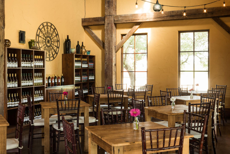 Food & Drinks 5, The Vineyard at Florence, Williamson